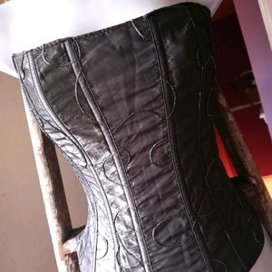 Sexy, silver corset!!